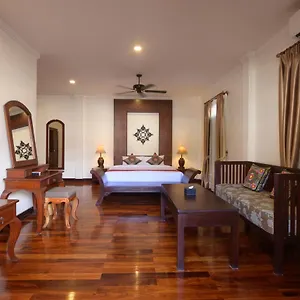 Lux *** Luang Prabang
