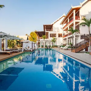 Relaxful Hotel泊岸酒店 ***** Luang Prabang
